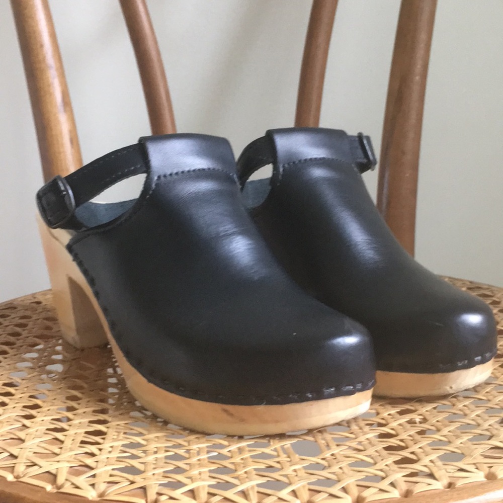 Sven Clogs Black Halter Top 39 women’s 8